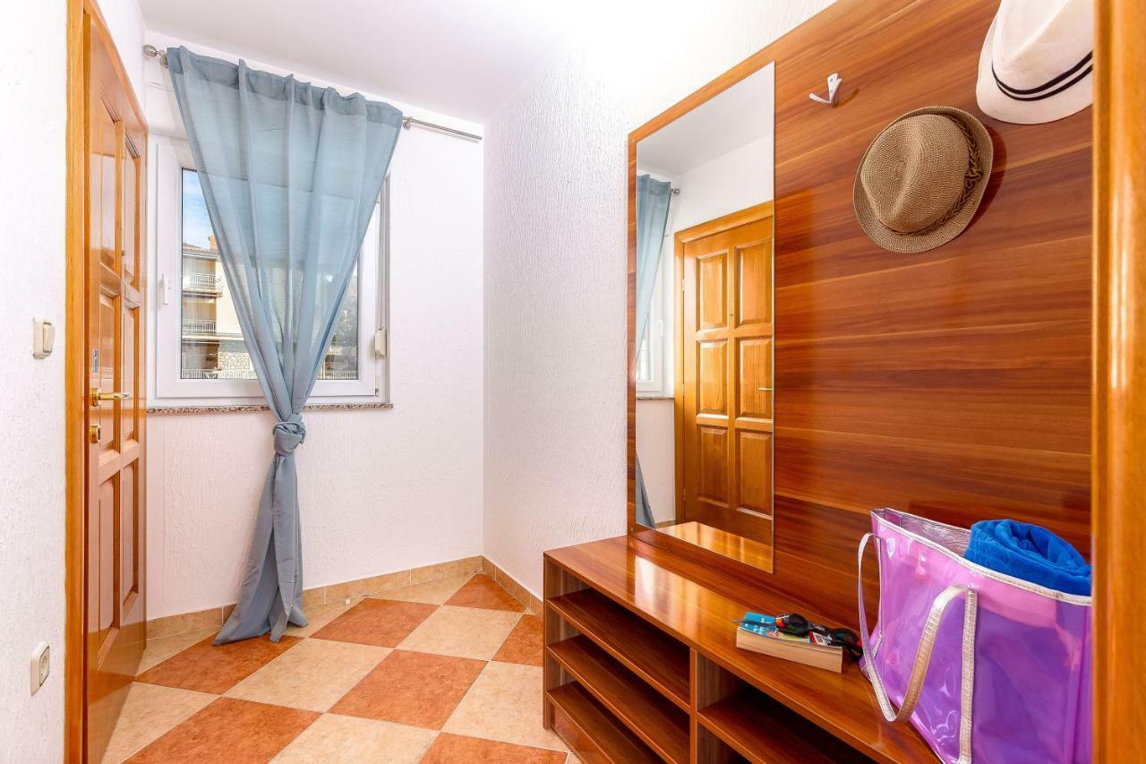 Apartments Villa Maria Crikvenica Exterior photo